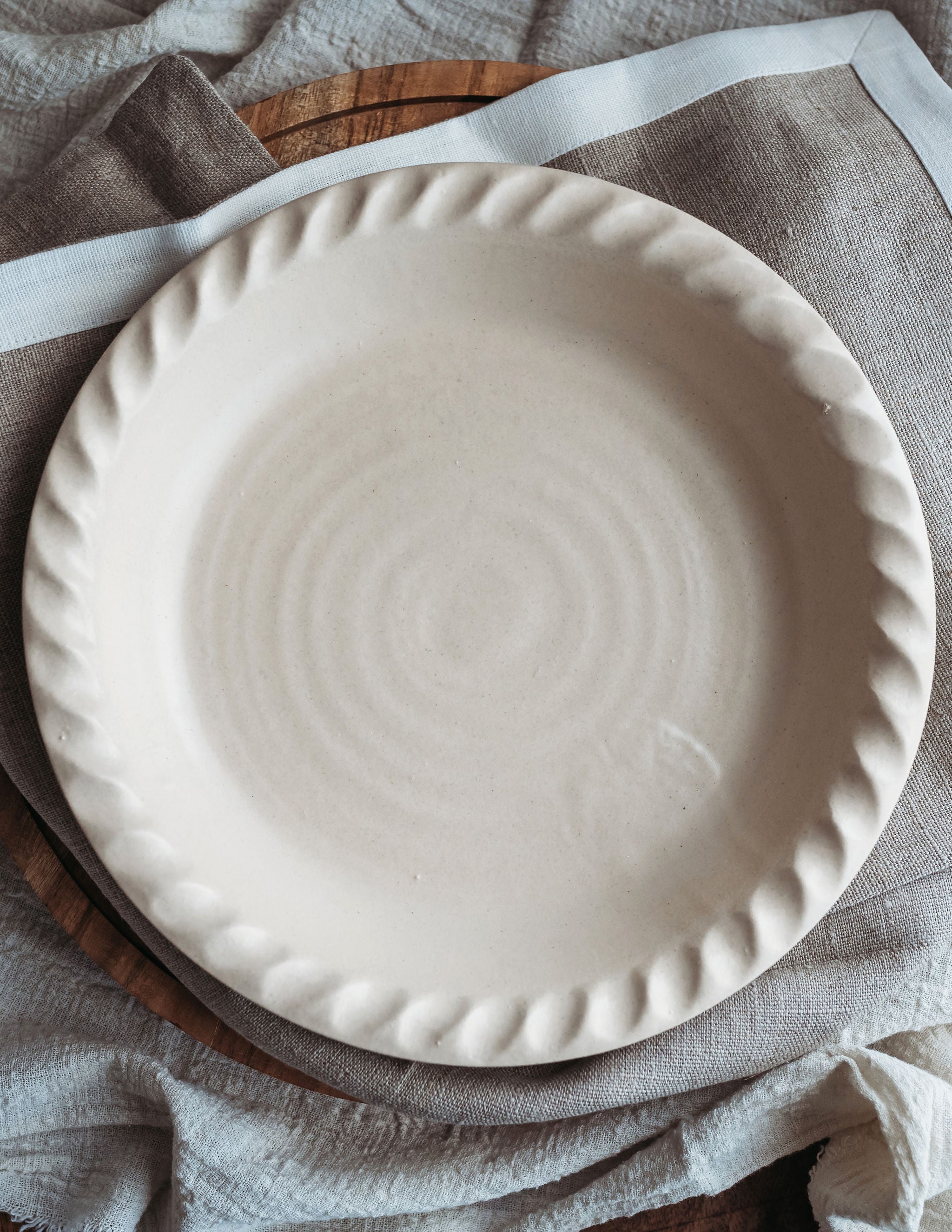 Ridges Pie Plate on a linen place mat