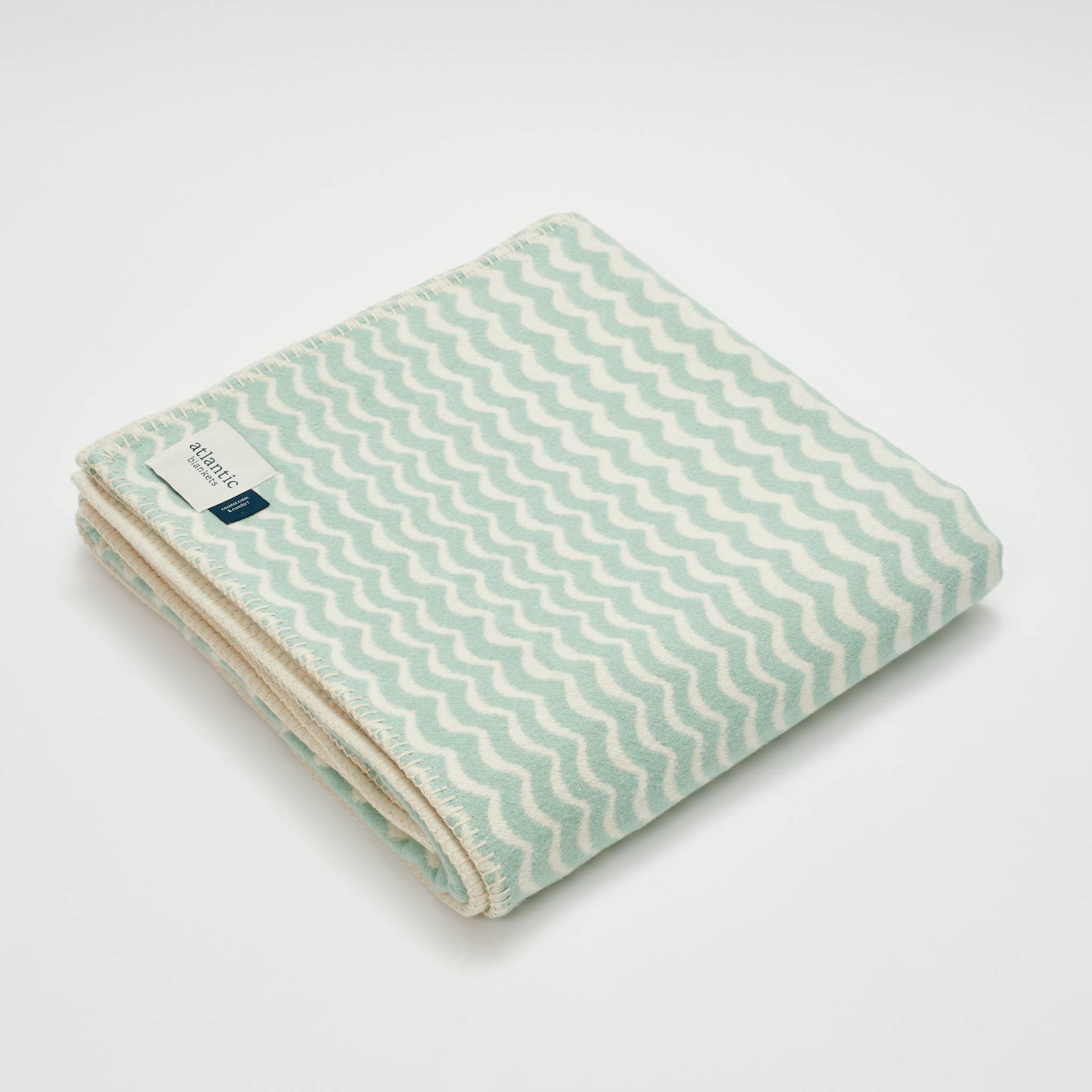 Seafoam Swell Recycled Cotton Blanket – Sustainable Comfort with Coastal Charm