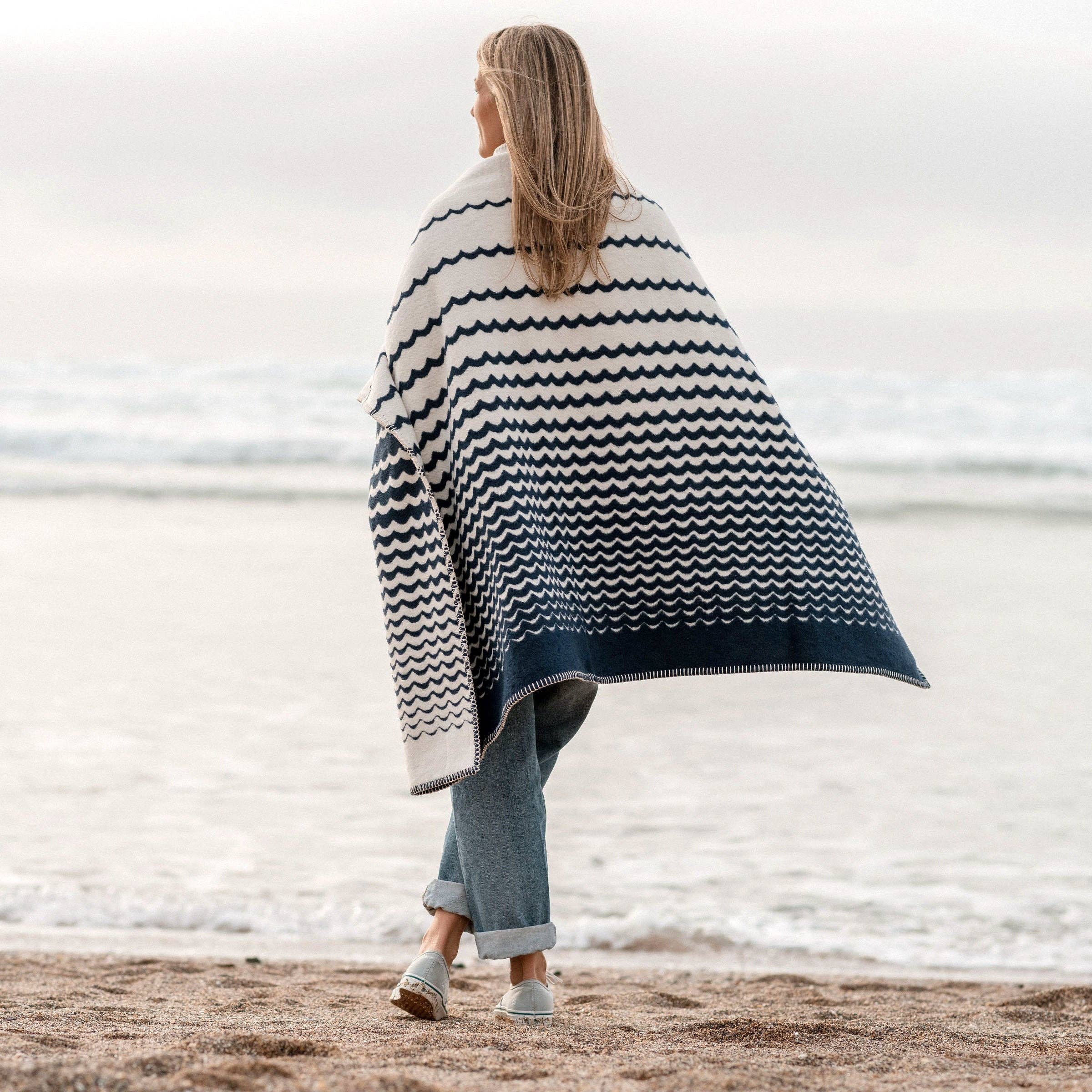 Navy Swell Recycled Cotton Blanket – Sustainable Coastal Comfort